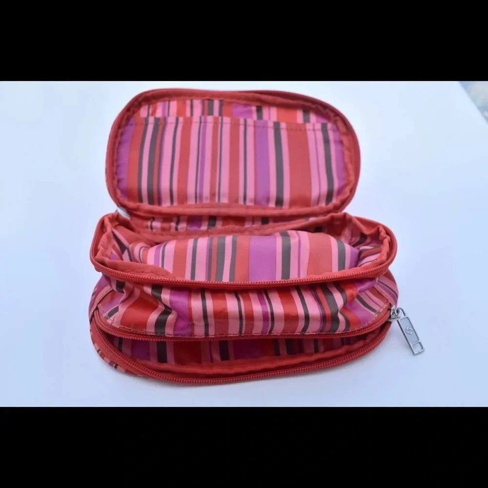 Samsonite cosmetic bag